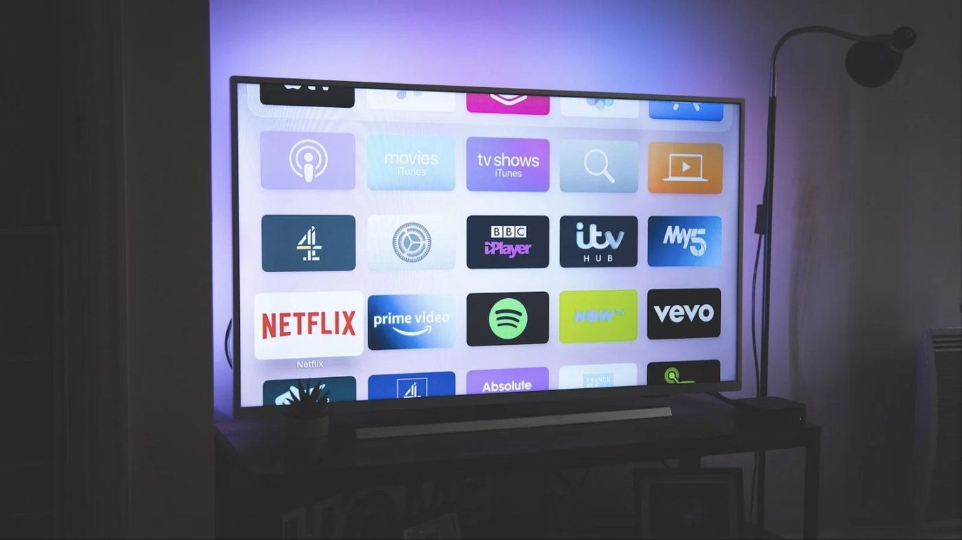 IPTV Canada on a smart TV: the app grid a Canadian household sees on the big screen